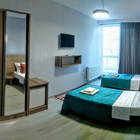 Hotel Canvas Tbilisi Esterno foto