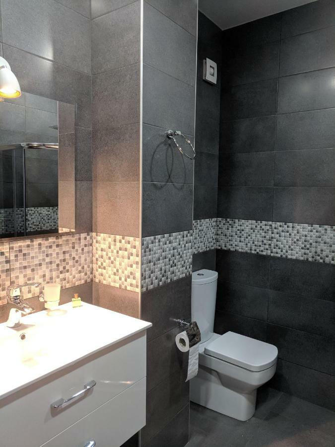 Hotel Canvas Tbilisi Esterno foto