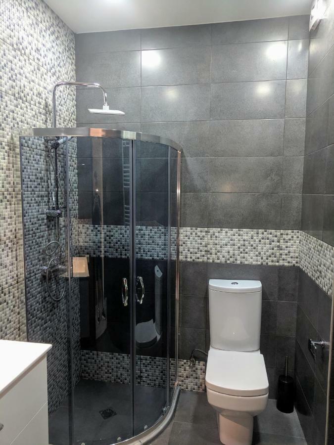 Hotel Canvas Tbilisi Esterno foto